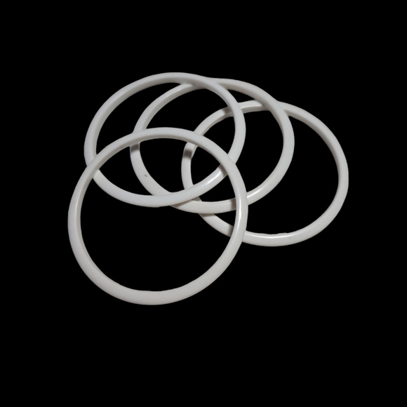 White Bangle Bracelet Set 4 L12 - Picture 2 of 2